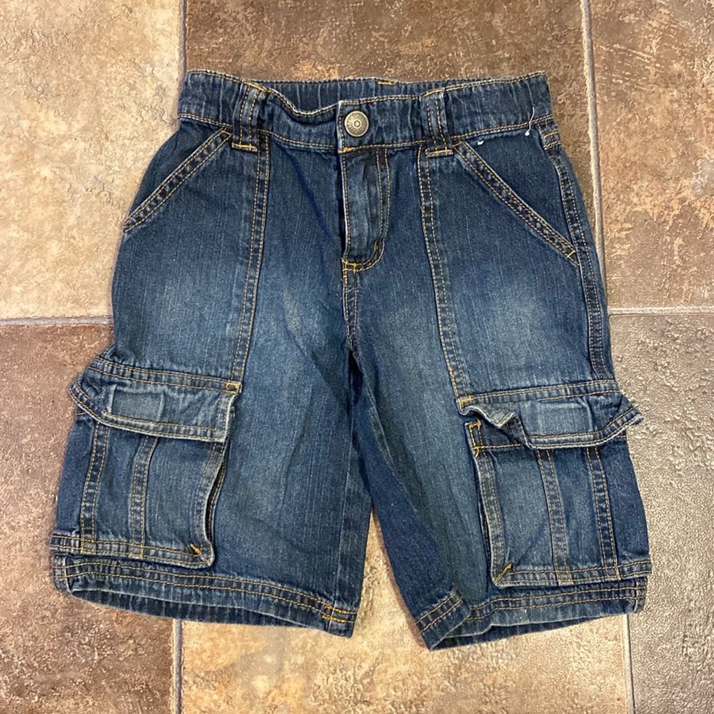 Gymboree Boy’s size 5 shorts adjustable waist